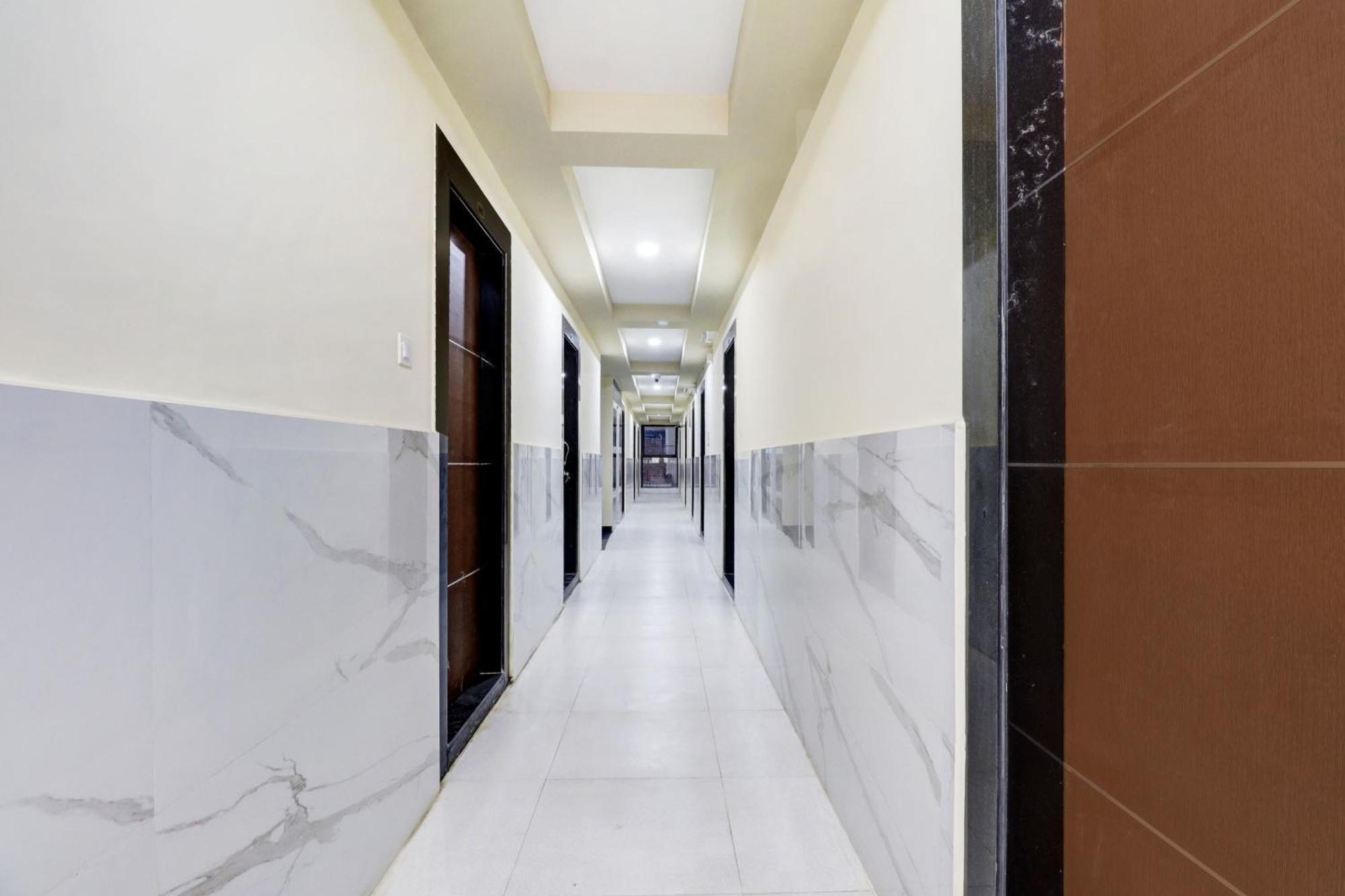 Super Hotel O Sri Harshitha Grand Near Zudio - Star Bazaar, Kundalhalli Gate Bangalore Exterior foto